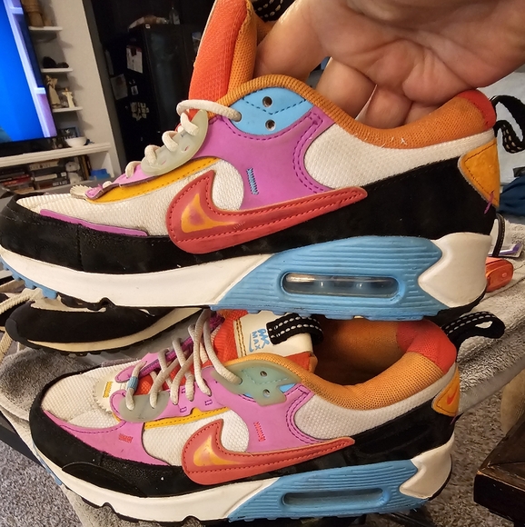 Nike Womans Air Max 90 Sneakers in Pink, Black, and Blue Size 7 - Picture 1 of 5